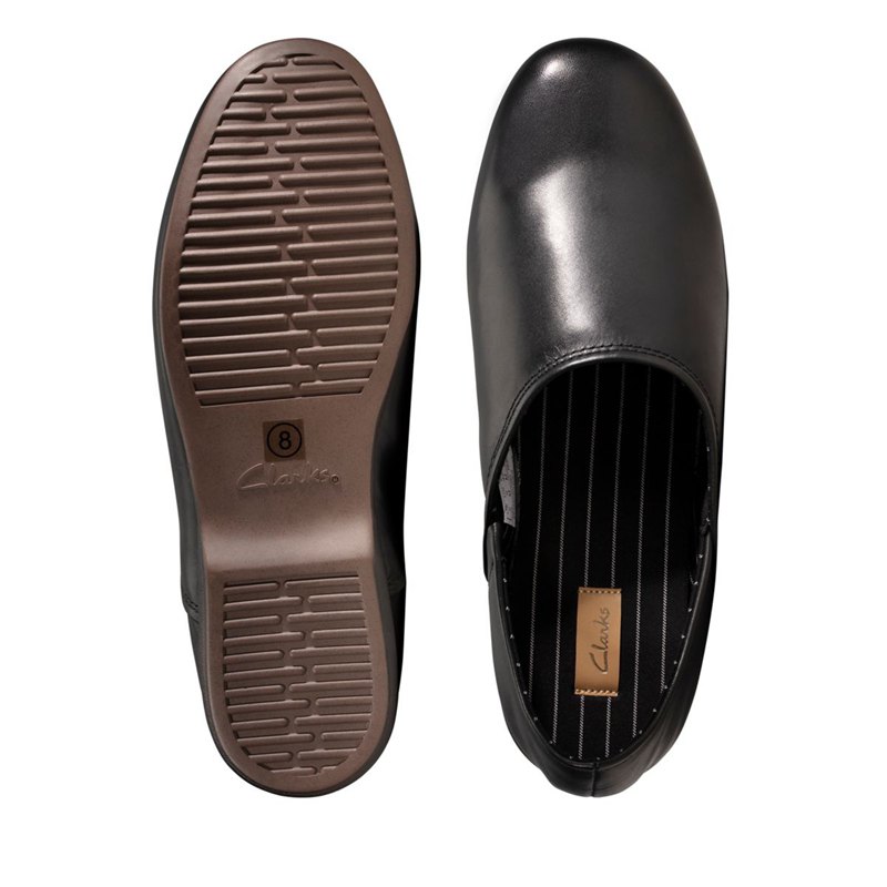 Black Clarks Harston Elite Slip On | 25293836