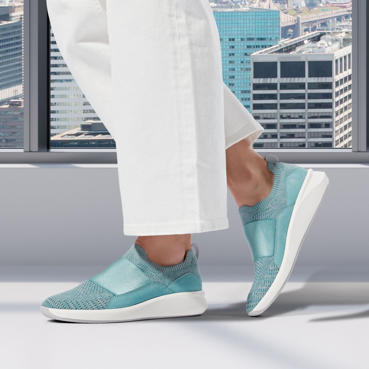 Turquoise Clarks Un Rio Knit Slip On | 42845483